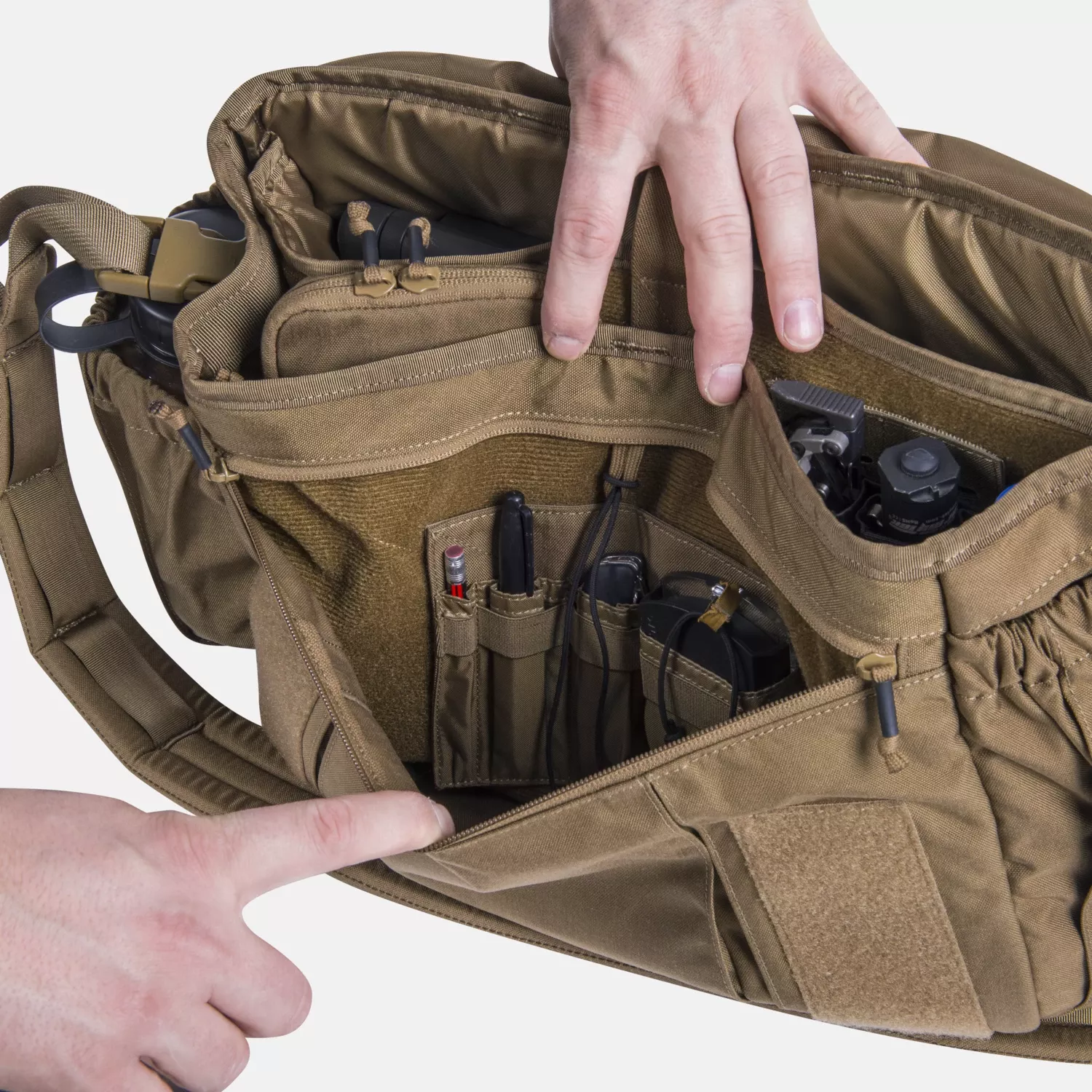Большая сумка Urban Courier из ткани Cordura (Urban Courier Large Bag - Cordura®) — вид спереди